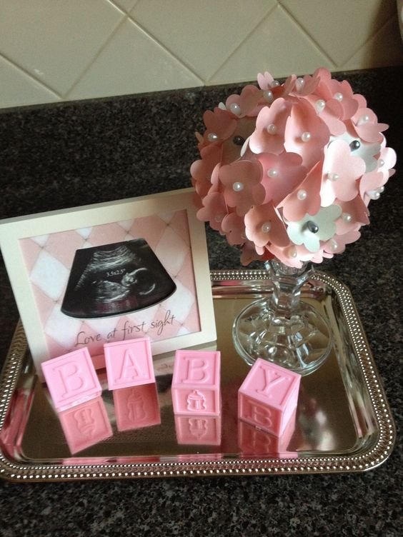 Budget Baby Shower Centerpiece