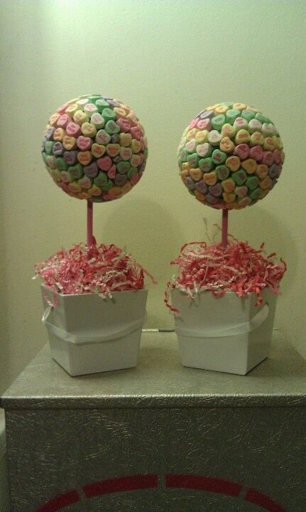 Valentine gifts for teacher - Conversation Heart Topiary