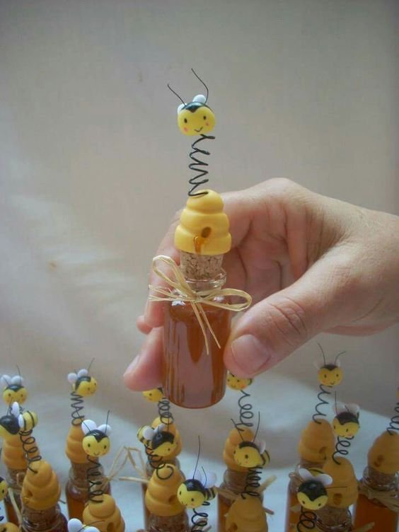 Winnie the Pooh Baby Shower Ideas - DIY Sweetheart