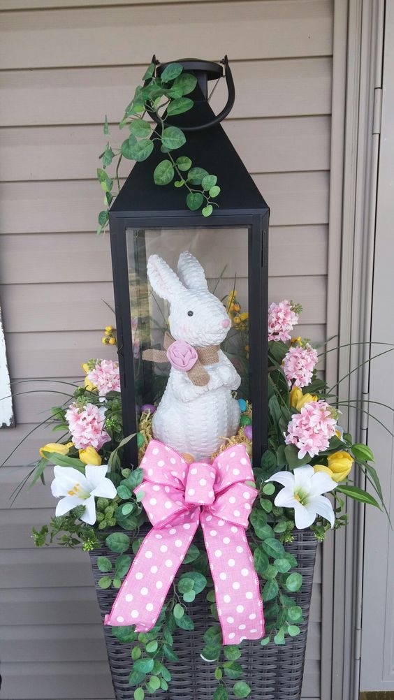 Easter Lantern Decoration
