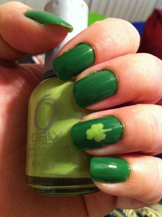 Easy St Patricks Day Nails for Kids - DIY Sweetheart