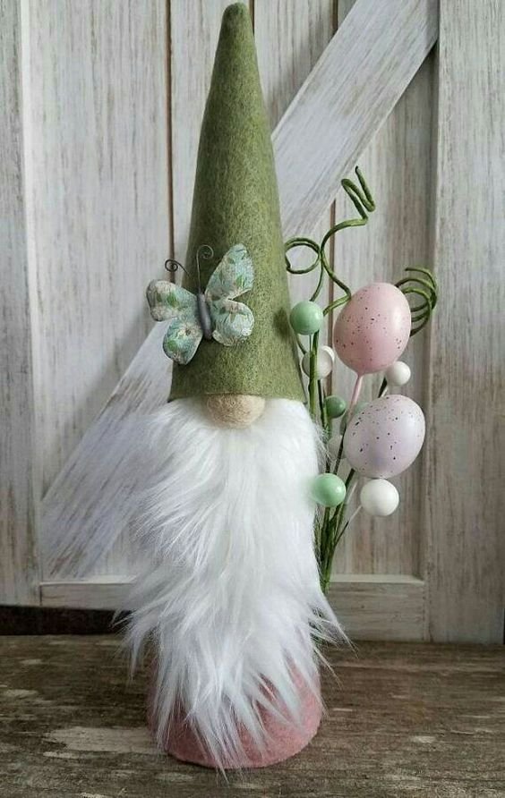 How to Make an Easter Gnome